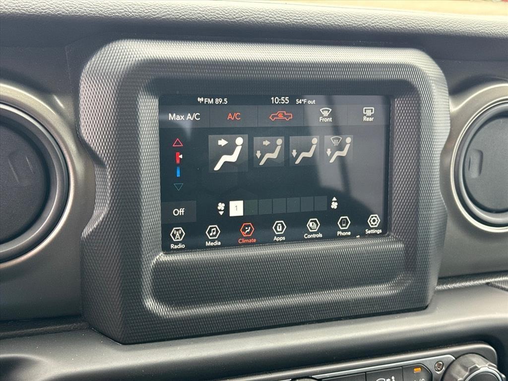 used 2023 Jeep Gladiator car, priced at $29,186