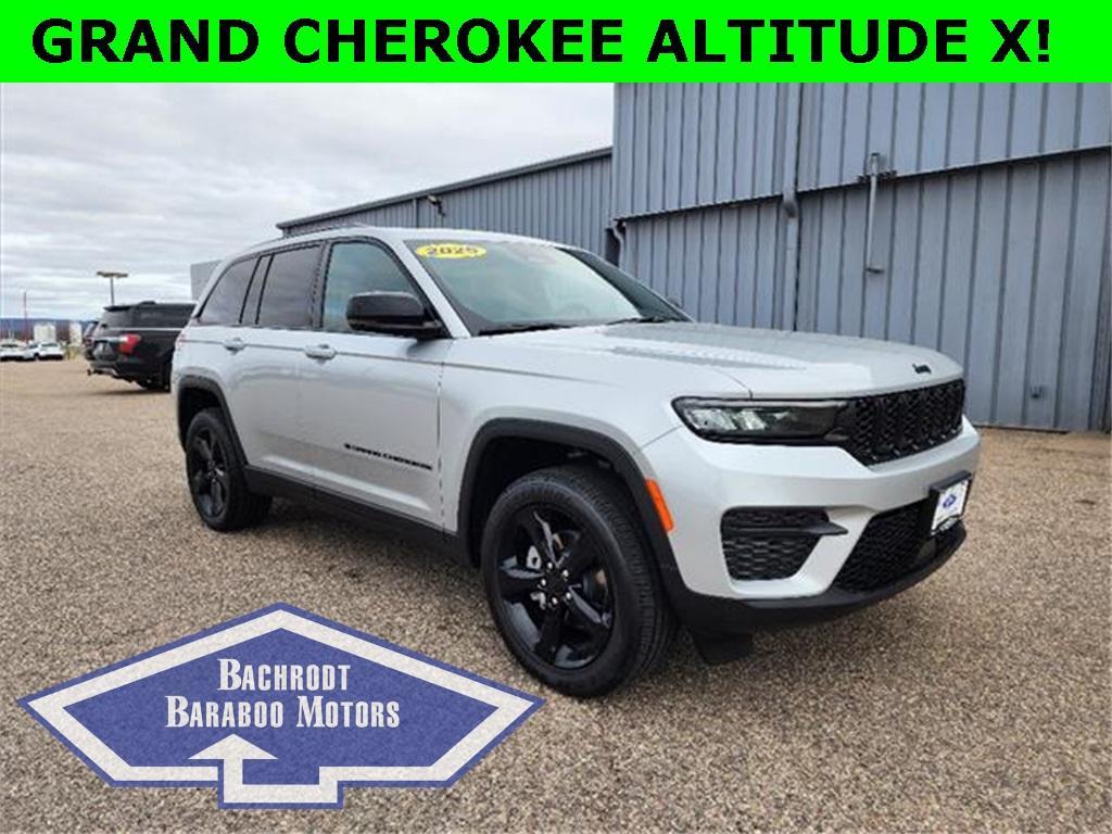 new 2025 Jeep Grand Cherokee car, priced at $44,438