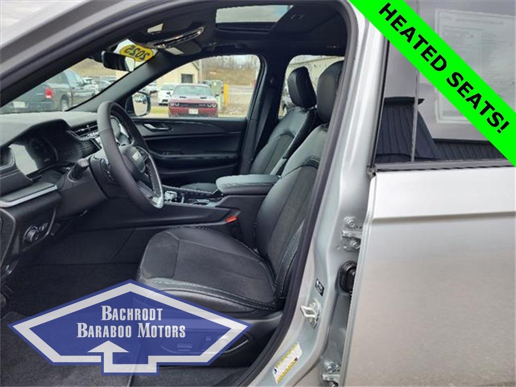 new 2025 Jeep Grand Cherokee car, priced at $47,458