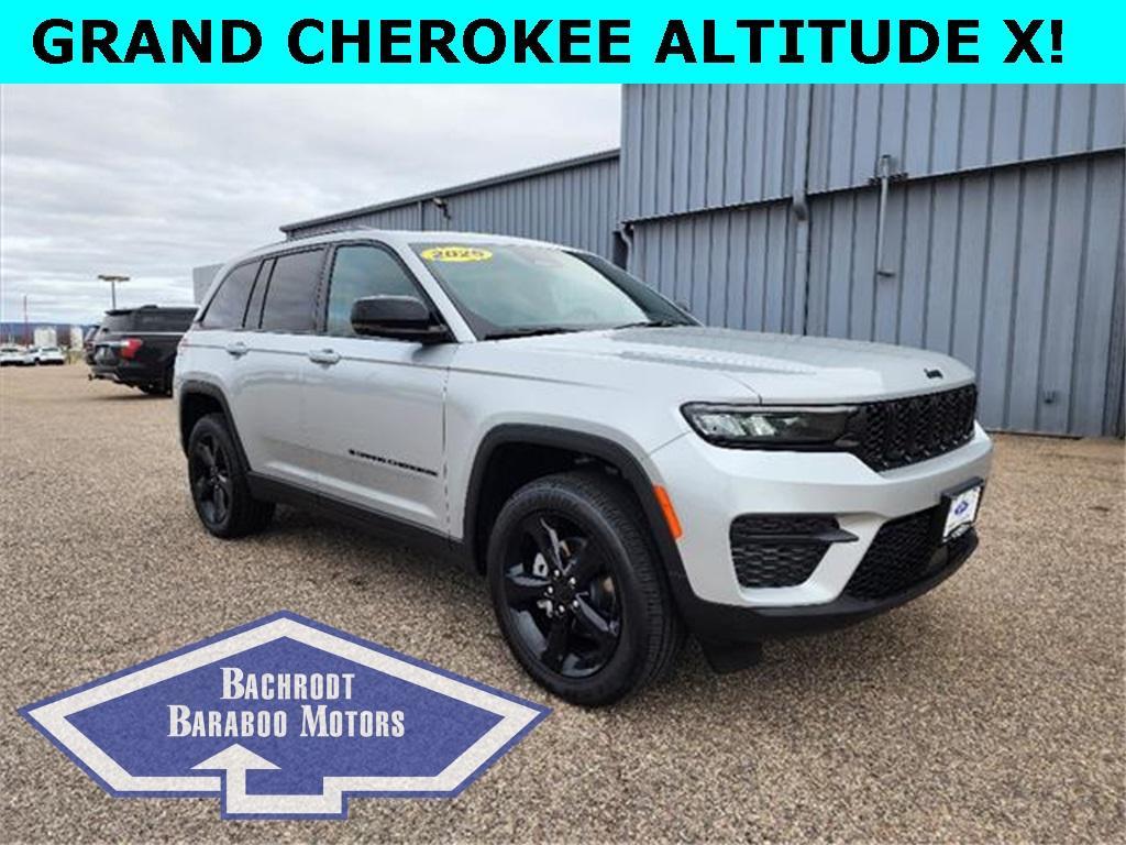 new 2025 Jeep Grand Cherokee car, priced at $41,938