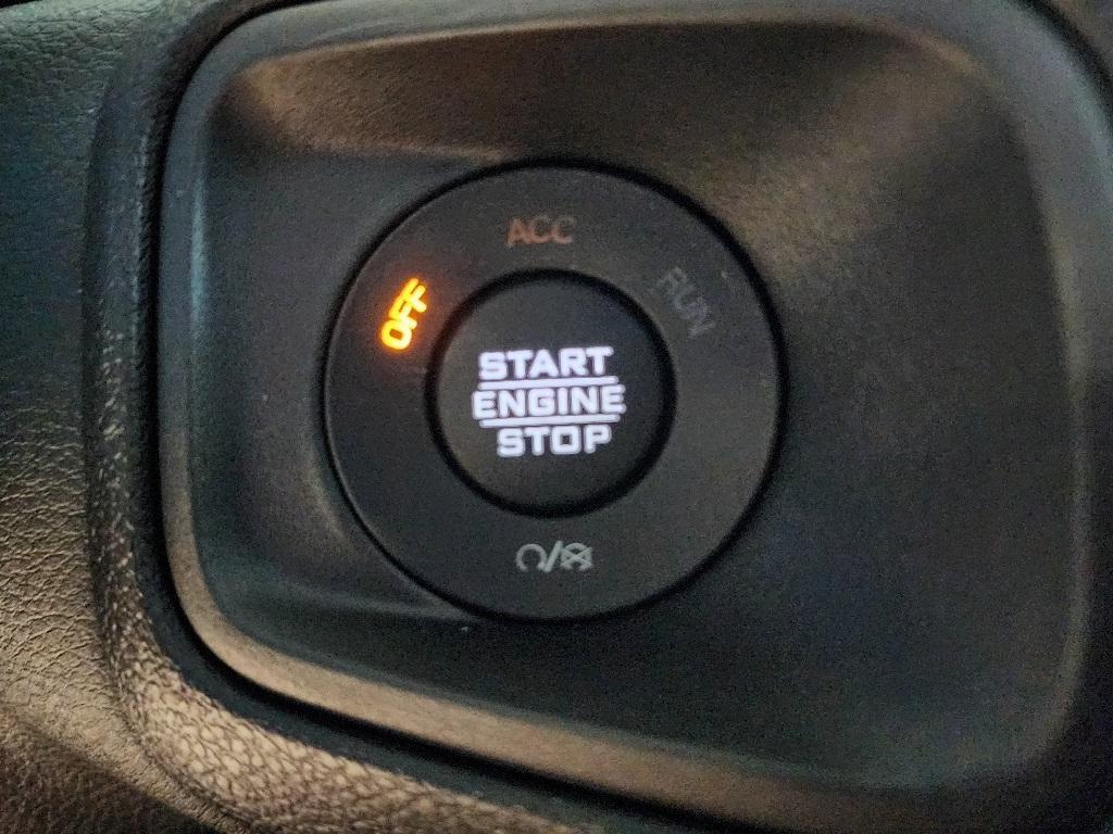 new 2025 Jeep Gladiator car, priced at $52,403