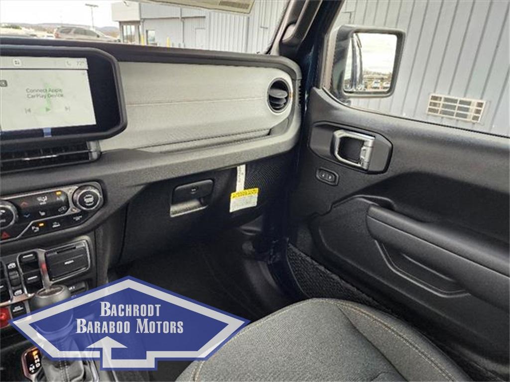 new 2025 Jeep Gladiator car, priced at $48,167