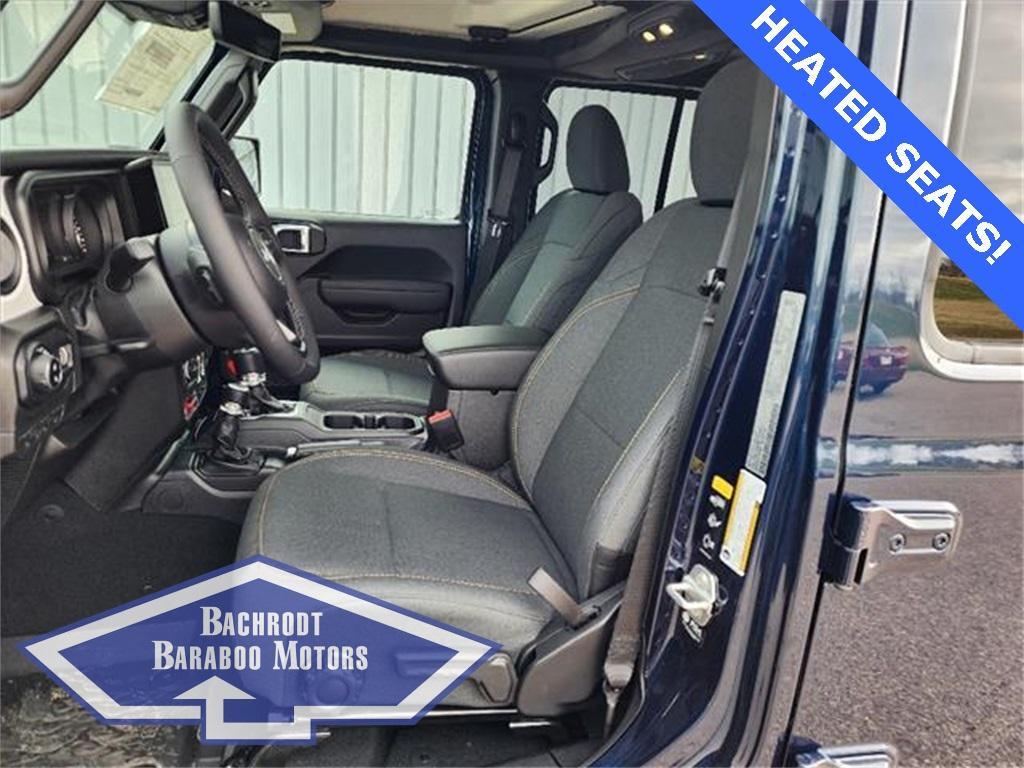 new 2025 Jeep Gladiator car, priced at $52,070