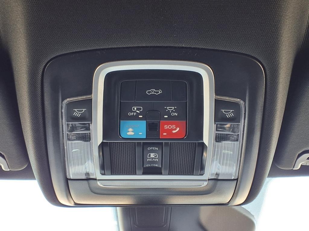 new 2025 Ram 1500 car, priced at $59,753