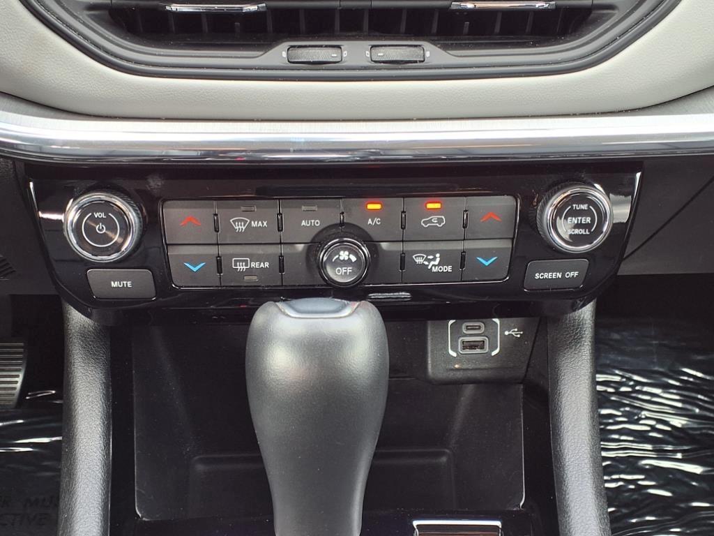 used 2022 Jeep Compass car, priced at $24,191