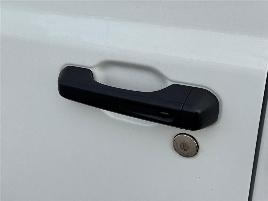 used 2022 Jeep Gladiator car, priced at $27,624