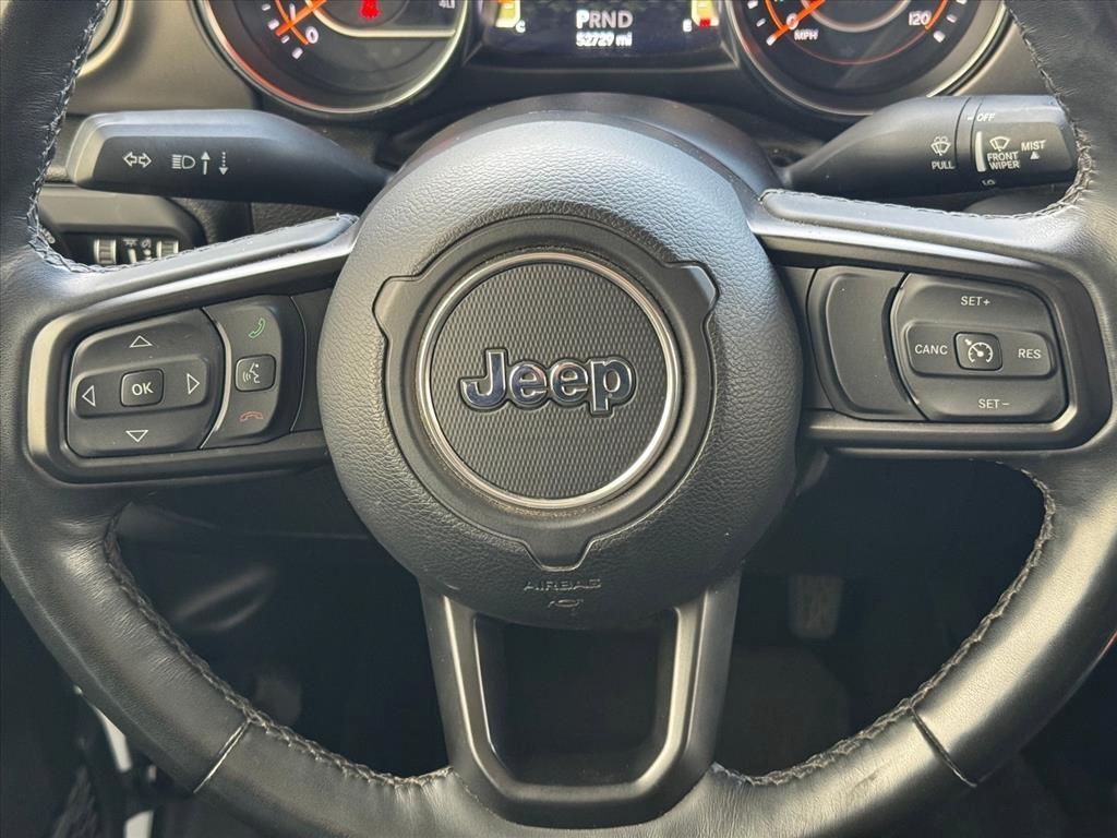 used 2022 Jeep Gladiator car, priced at $27,624