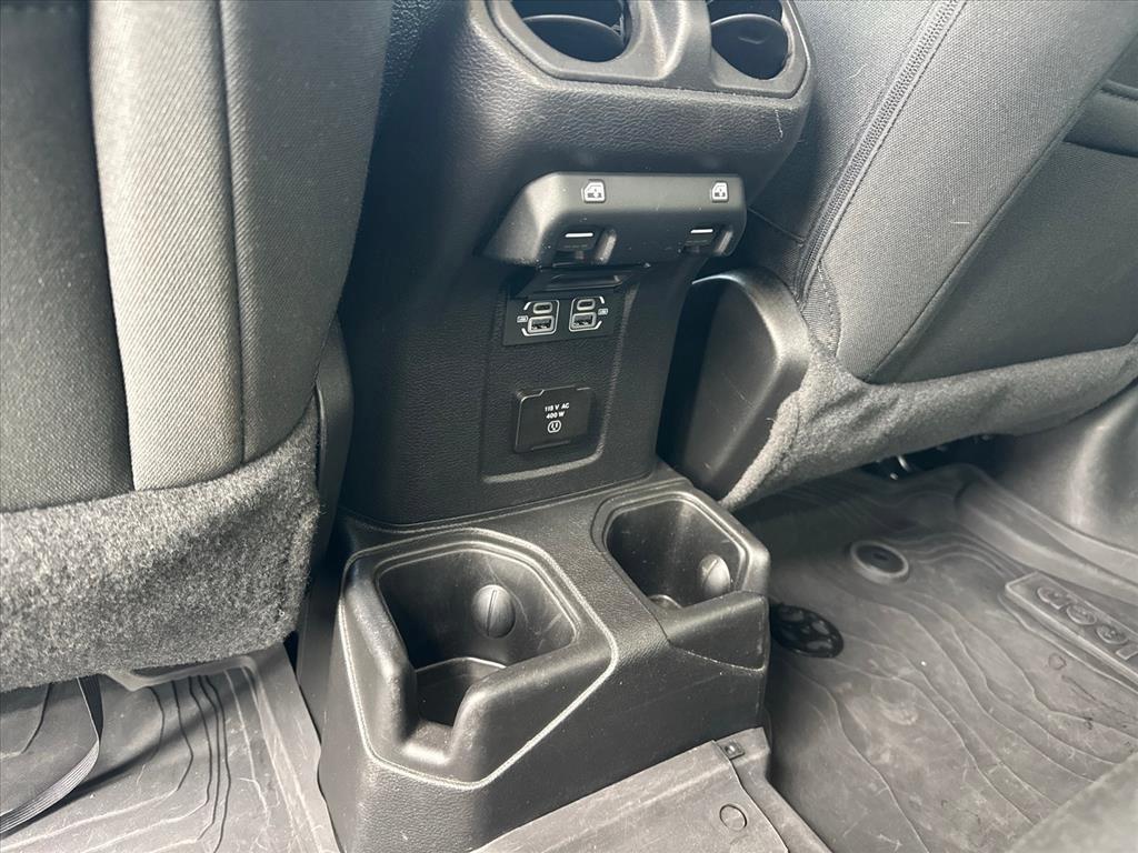 used 2022 Jeep Gladiator car, priced at $27,624