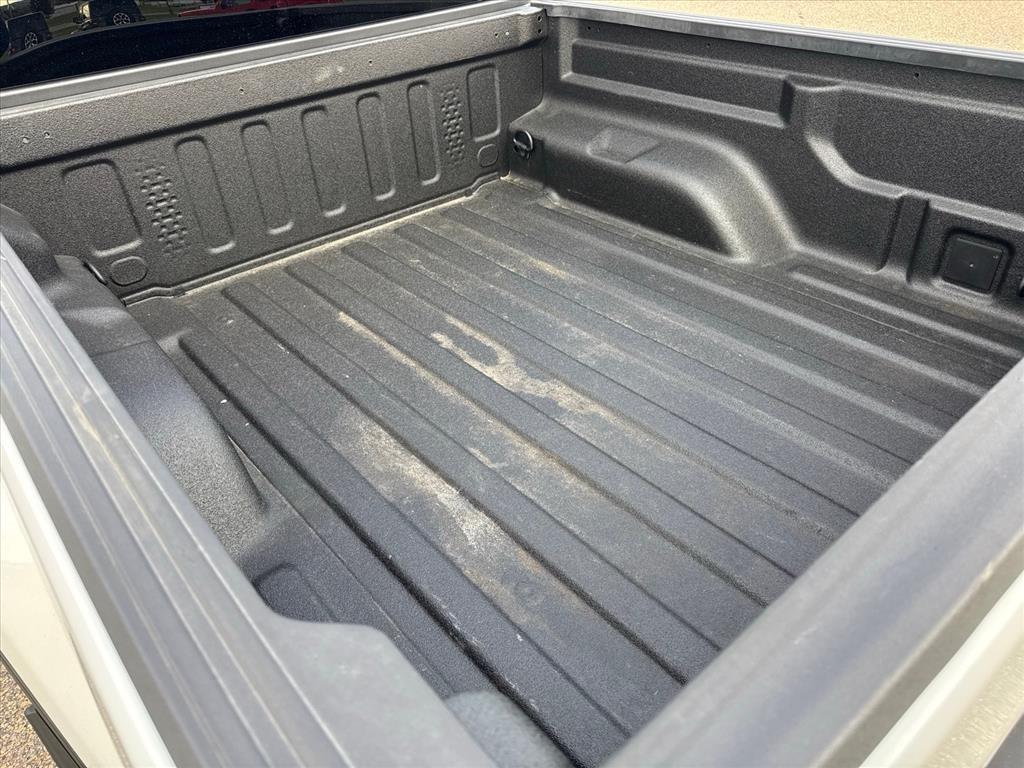 used 2022 Jeep Gladiator car, priced at $27,624