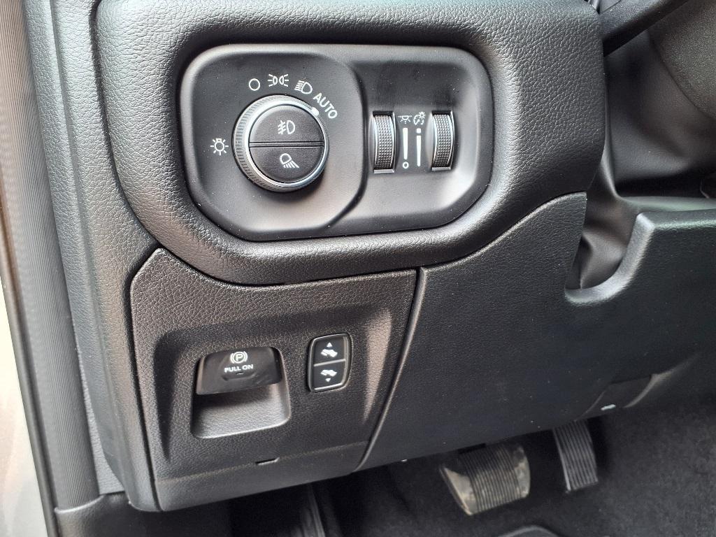 new 2025 Ram 1500 car, priced at $64,338