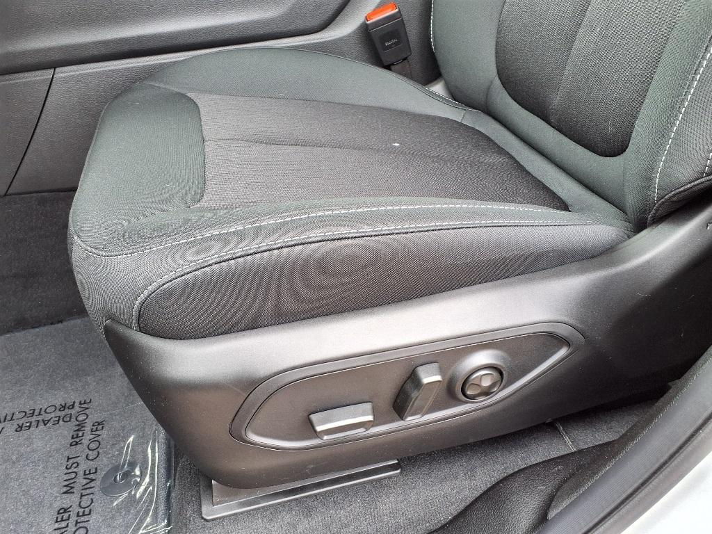 new 2025 Jeep Grand Cherokee L car, priced at $44,991