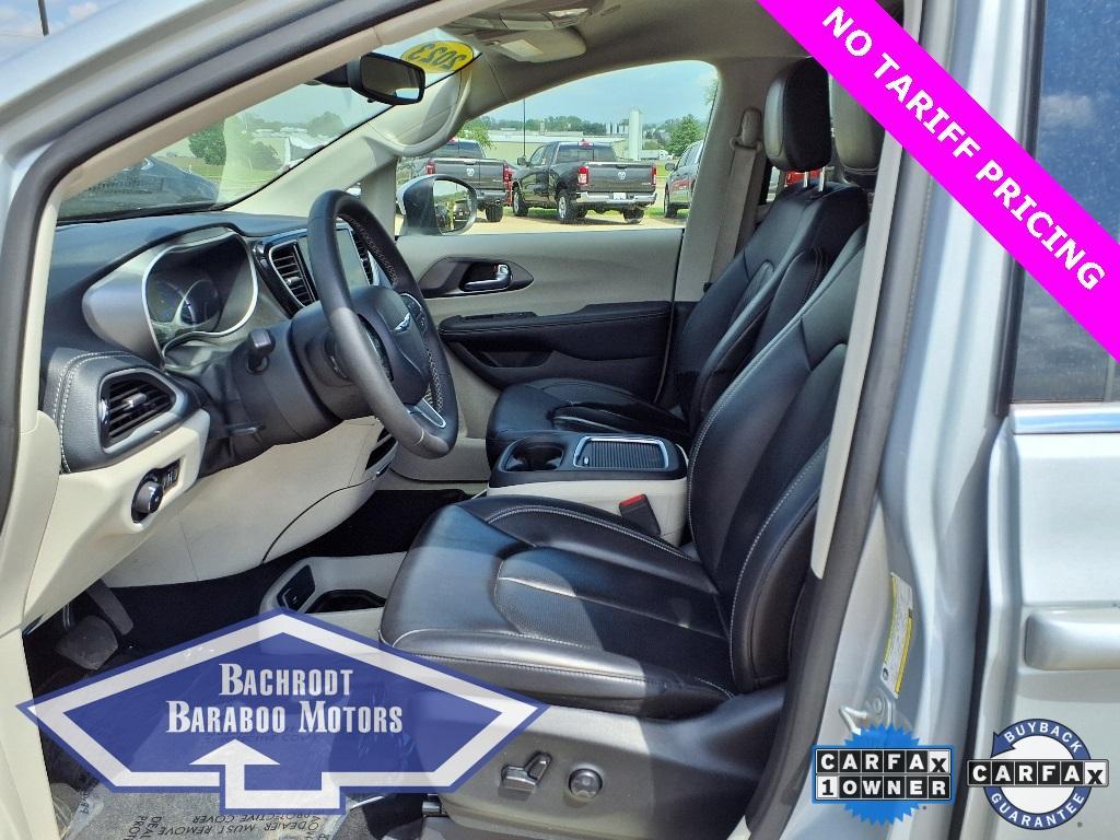 used 2023 Chrysler Pacifica Hybrid car, priced at $26,780