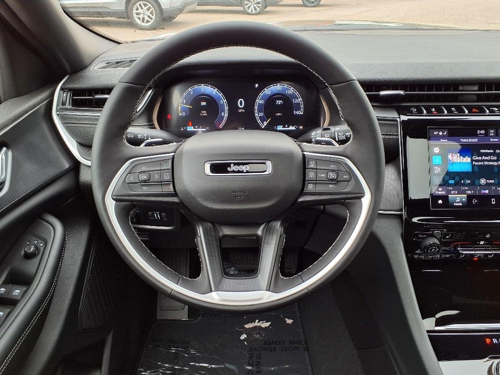new 2025 Jeep Grand Cherokee car, priced at $44,438