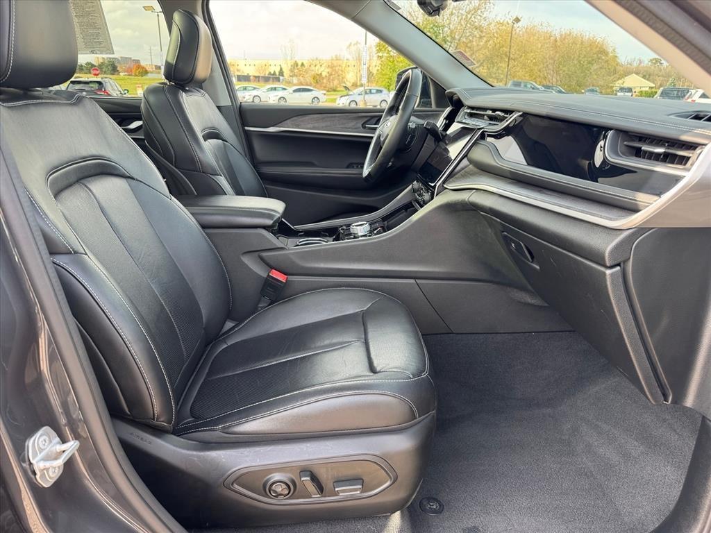 used 2022 Jeep Grand Cherokee L car, priced at $31,520