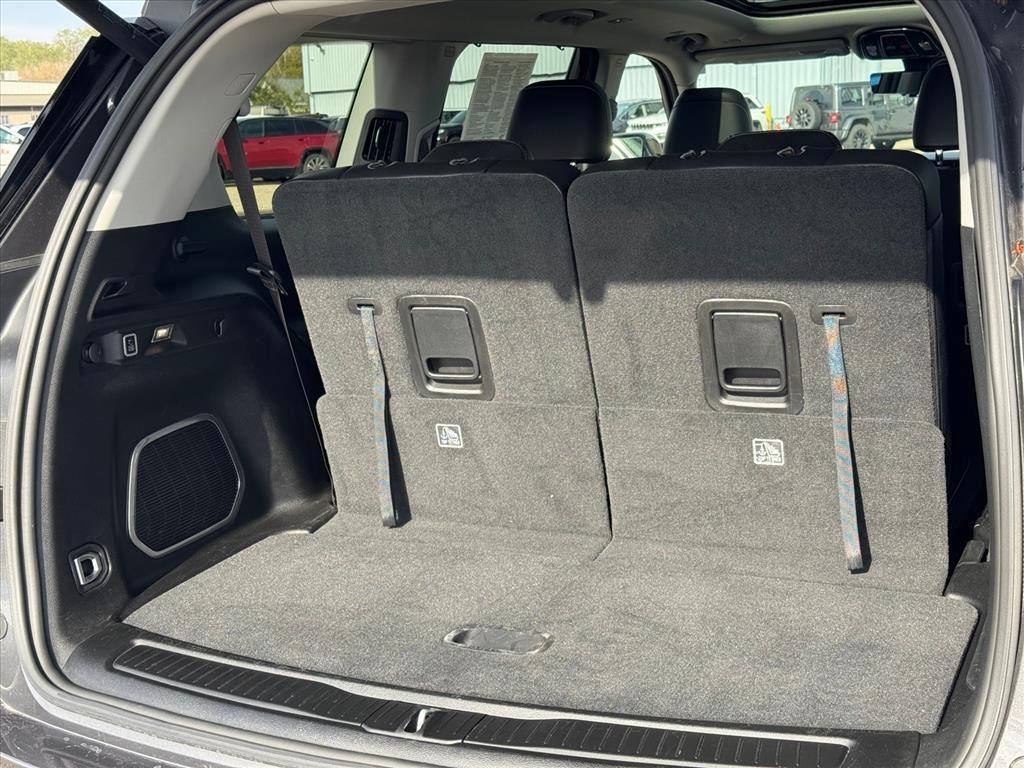 used 2022 Jeep Grand Cherokee L car, priced at $31,520