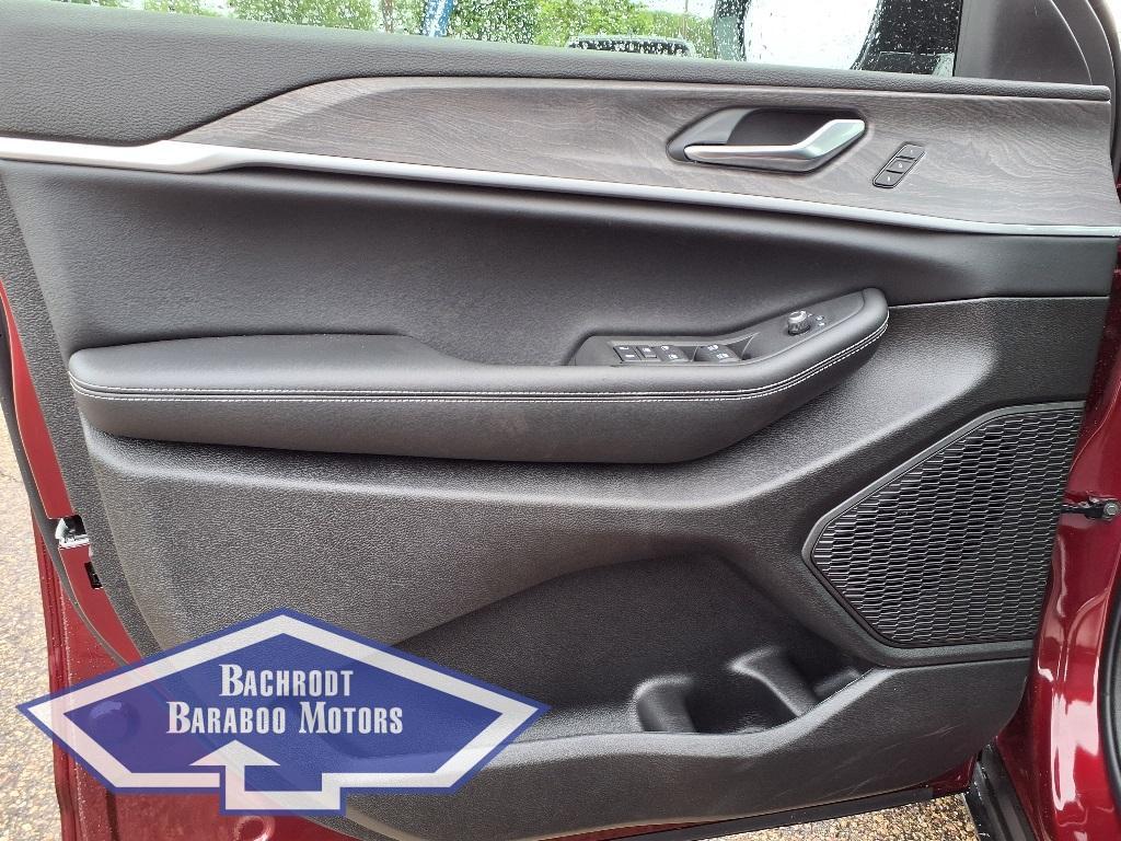 new 2025 Jeep Grand Cherokee L car, priced at $54,549