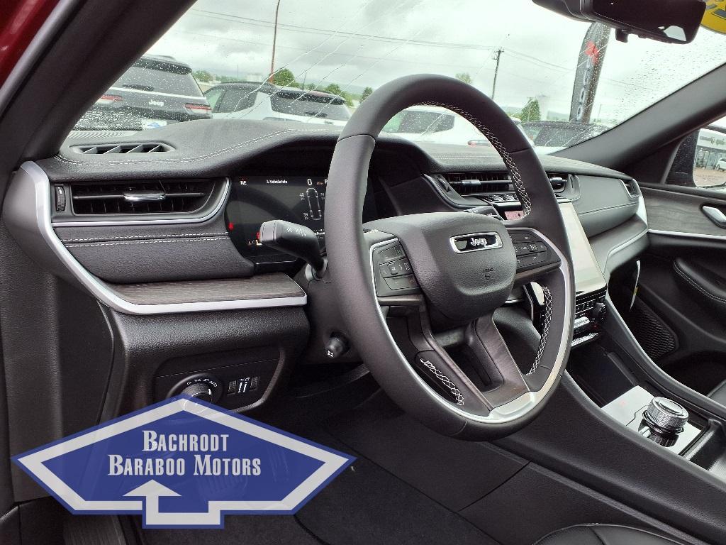 new 2025 Jeep Grand Cherokee L car, priced at $54,549