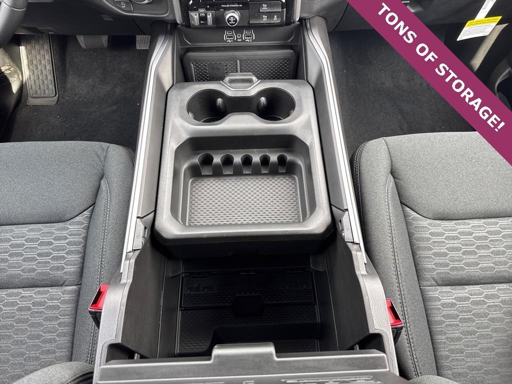 new 2025 Ram 1500 car, priced at $59,652