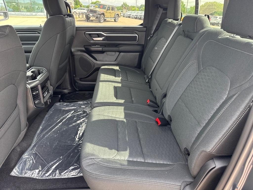 new 2025 Ram 1500 car, priced at $59,652