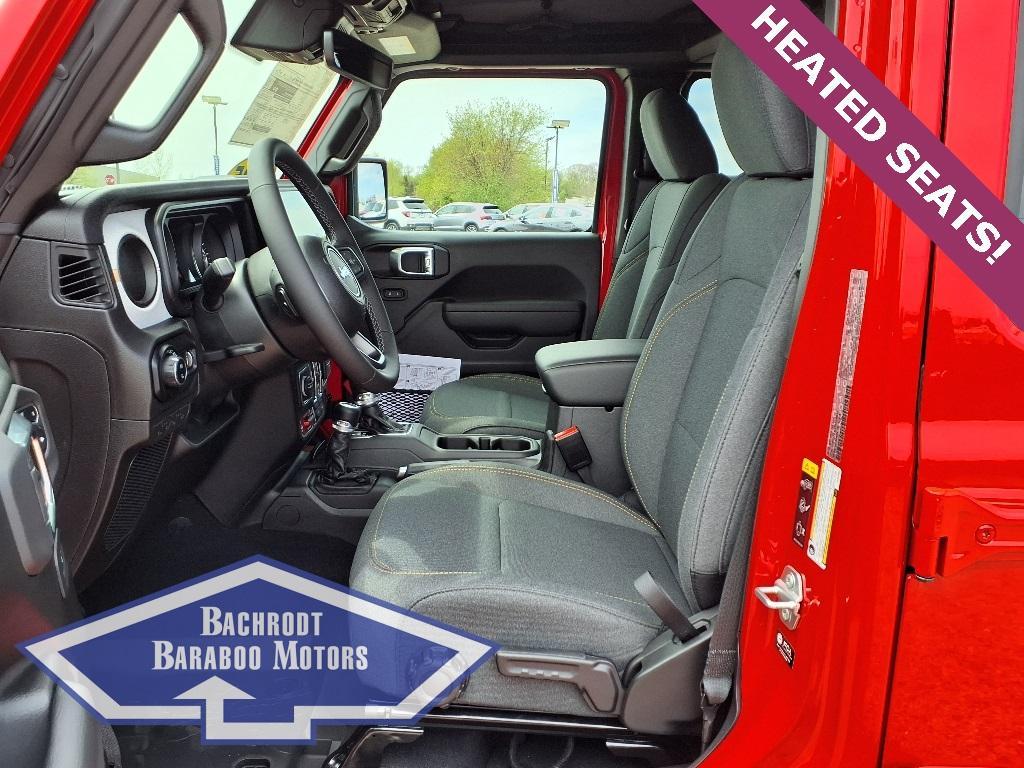 new 2025 Jeep Gladiator car, priced at $50,062