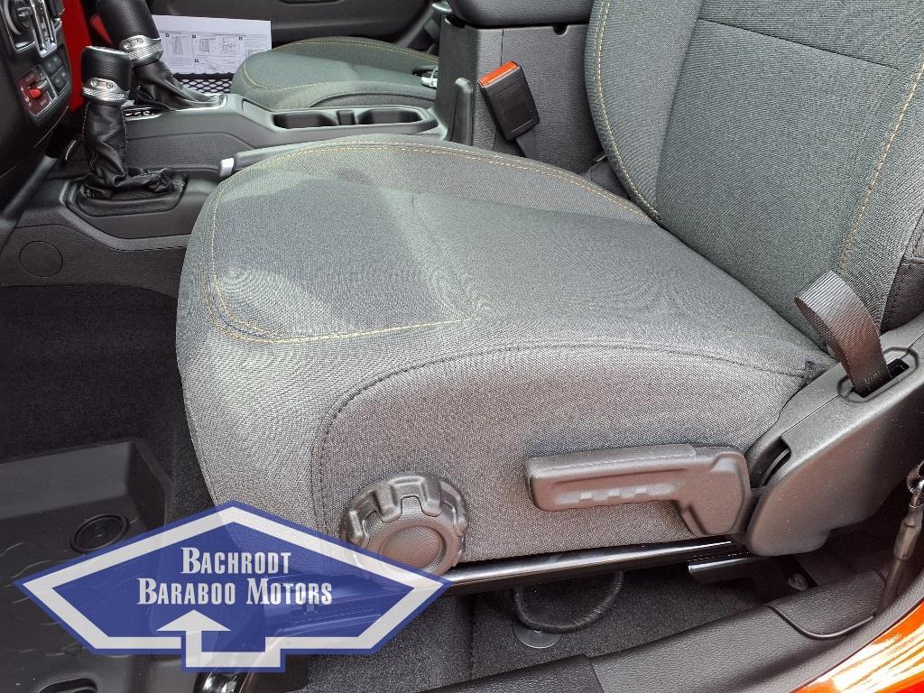 new 2025 Jeep Gladiator car, priced at $49,403