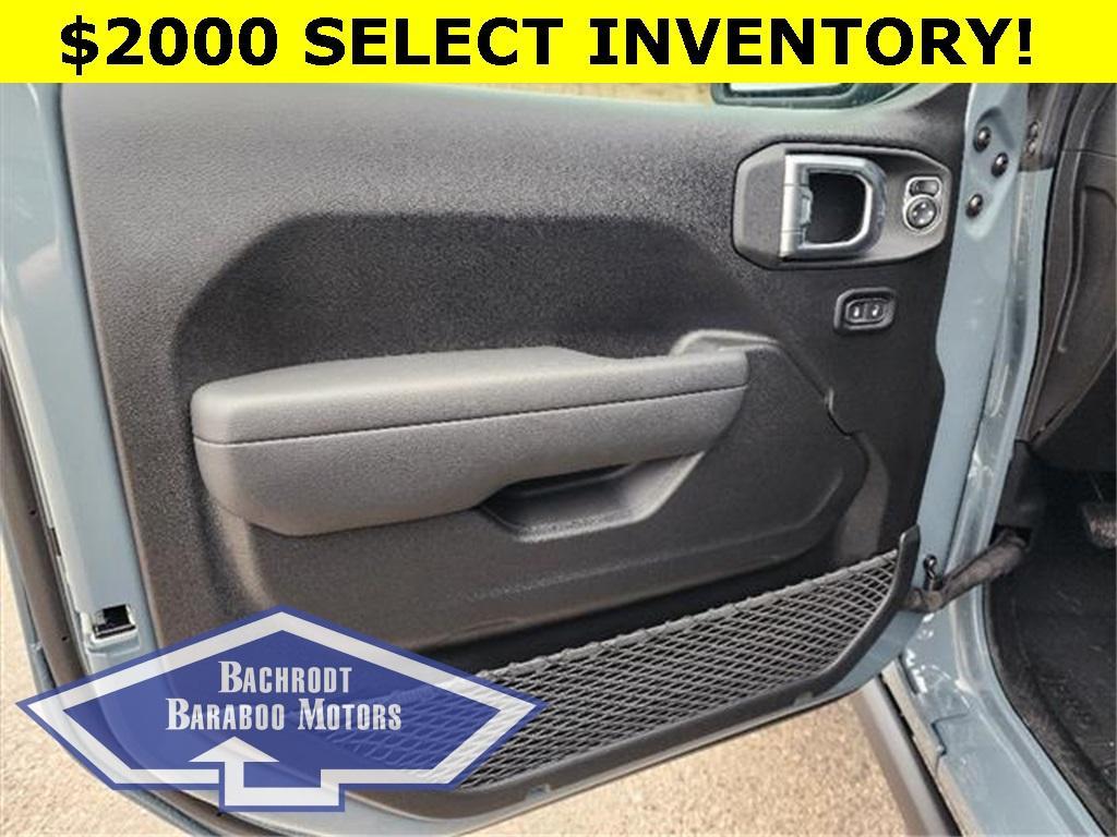 new 2025 Jeep Wrangler car, priced at $41,243