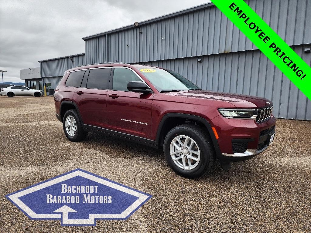 new 2025 Jeep Grand Cherokee L car, priced at $40,000