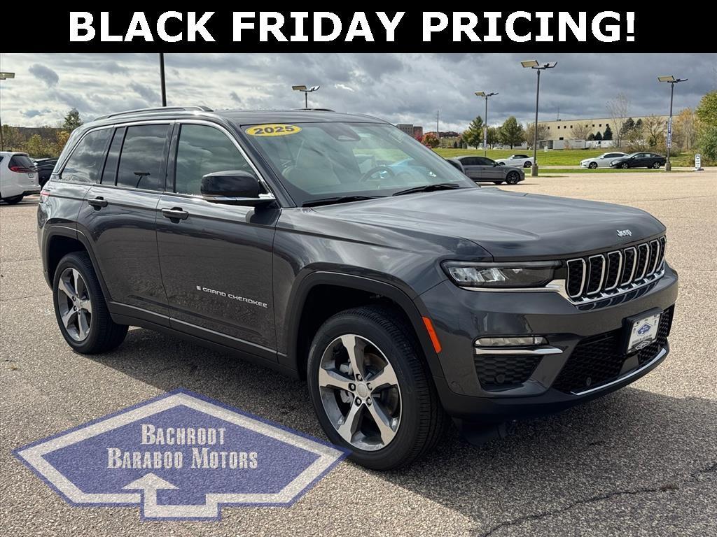new 2025 Jeep Grand Cherokee car, priced at $54,021