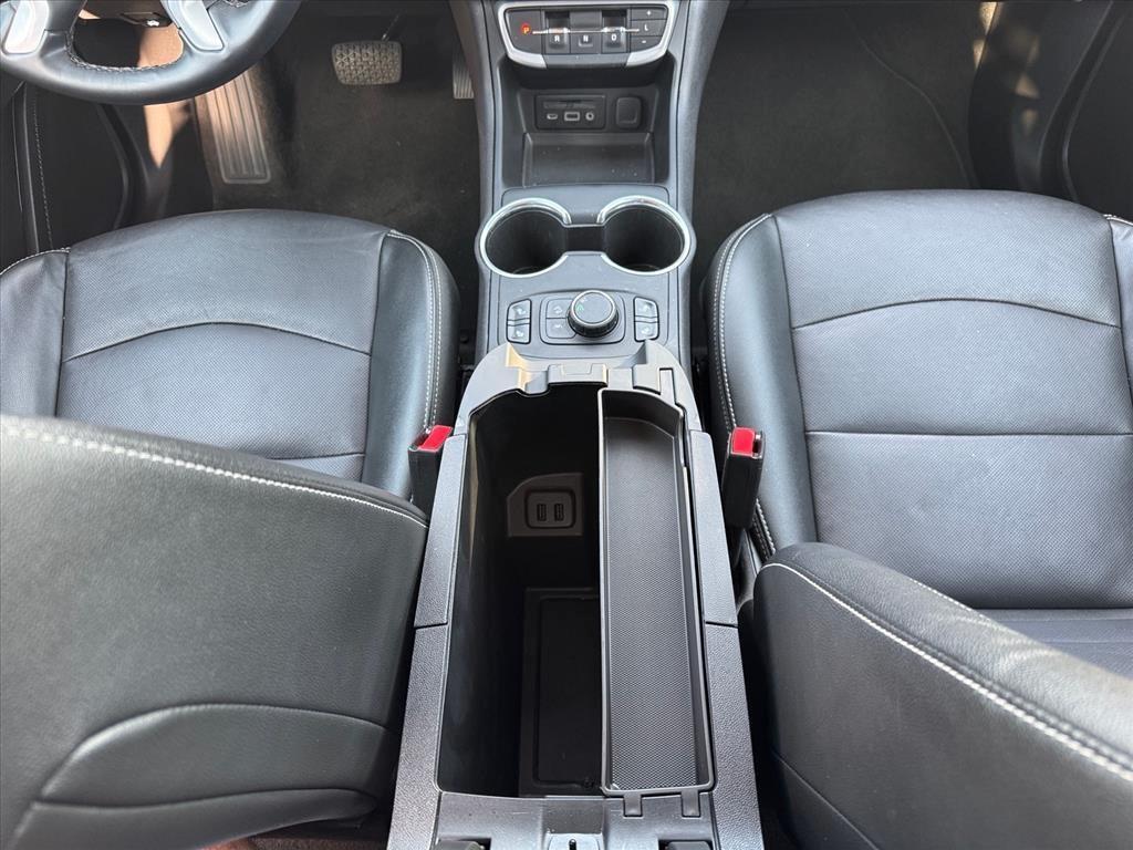 used 2024 GMC Terrain car, priced at $22,999