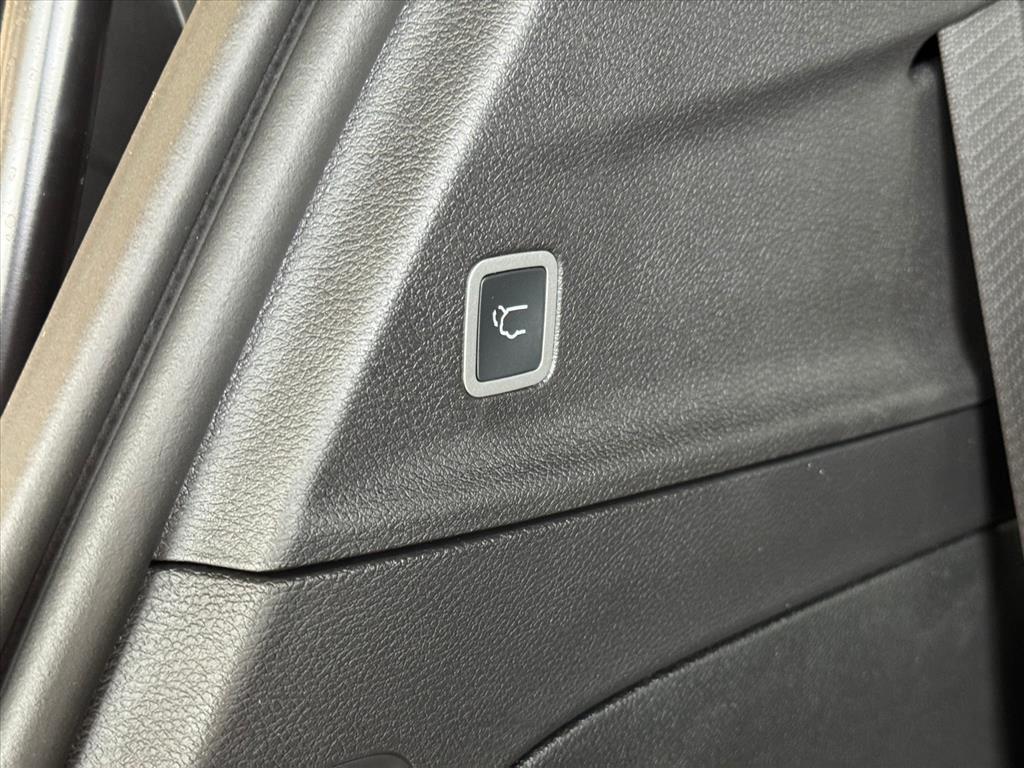 new 2026 Chrysler Pacifica car, priced at $48,690