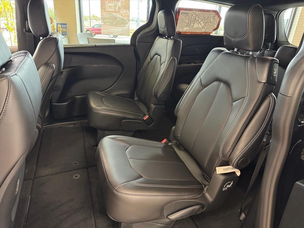new 2026 Chrysler Pacifica car, priced at $48,690
