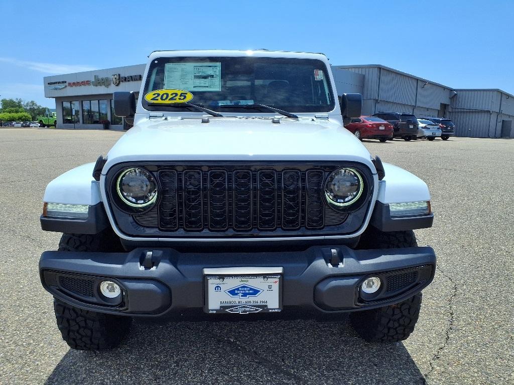 new 2025 Jeep Gladiator car, priced at $52,651