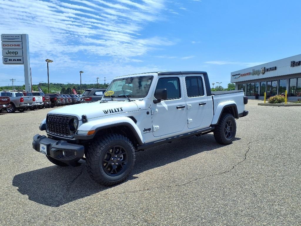 new 2025 Jeep Gladiator car, priced at $52,651