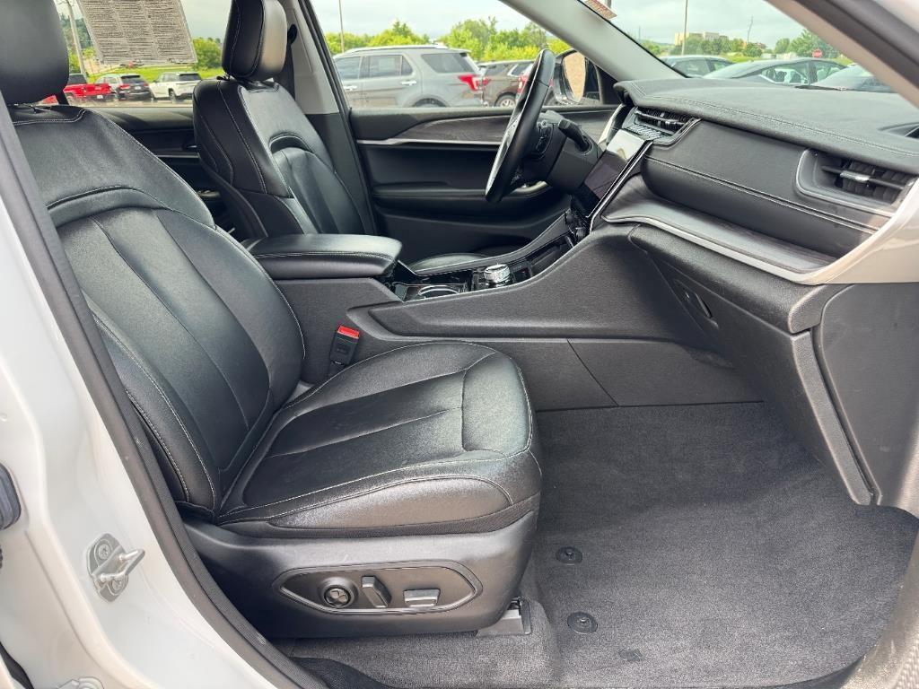 used 2022 Jeep Grand Cherokee L car, priced at $32,886