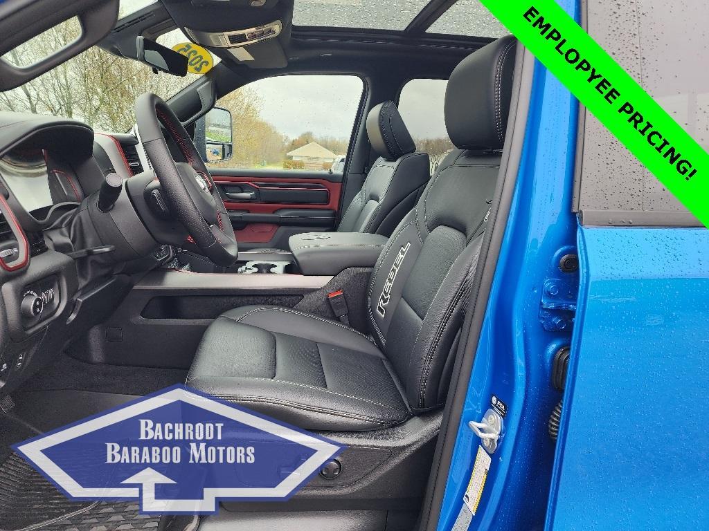 new 2025 Ram 1500 car, priced at $69,651