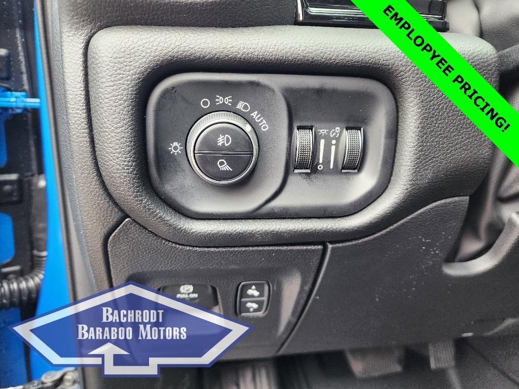 new 2025 Ram 1500 car, priced at $69,651