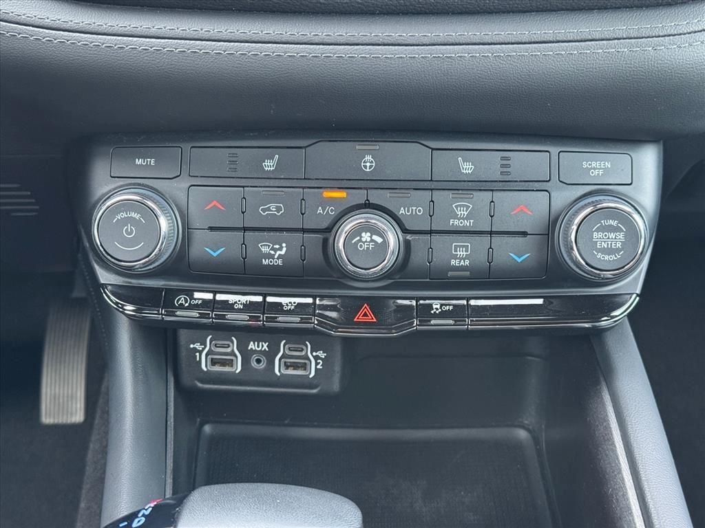 used 2024 Dodge Durango car, priced at $30,787