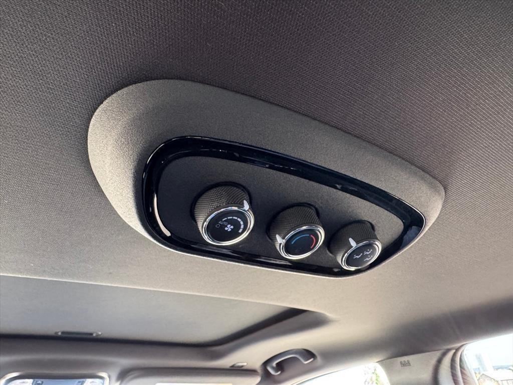 used 2024 Dodge Durango car, priced at $30,787