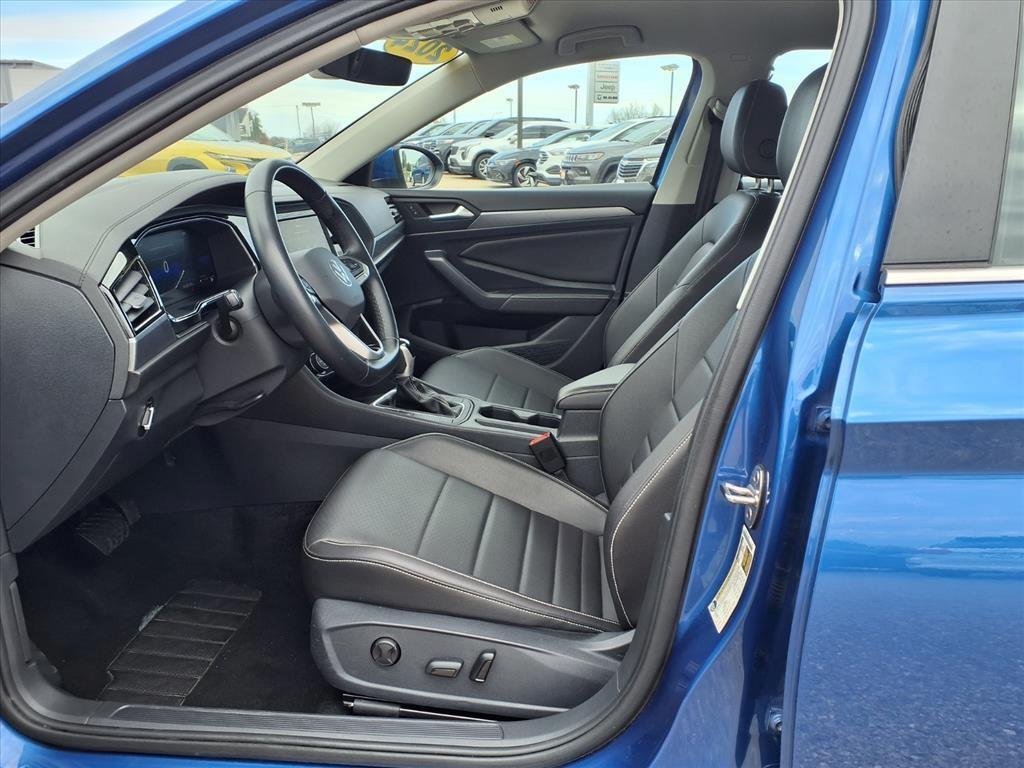 used 2024 Volkswagen Jetta car, priced at $20,825