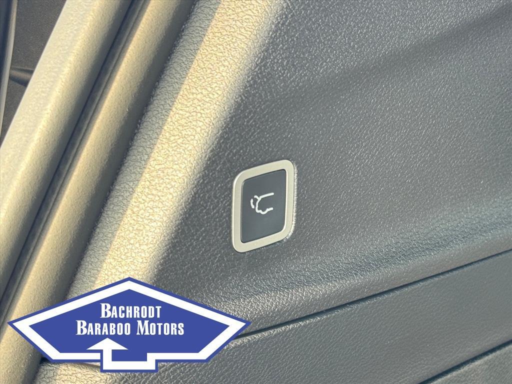 new 2026 Chrysler Pacifica car, priced at $57,005