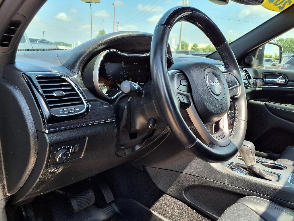 used 2021 Jeep Grand Cherokee car, priced at $31,199
