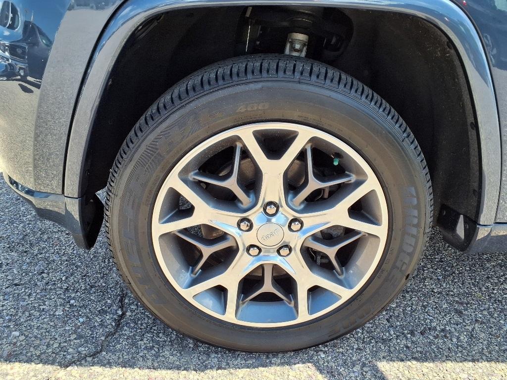 used 2021 Jeep Grand Cherokee car, priced at $31,199