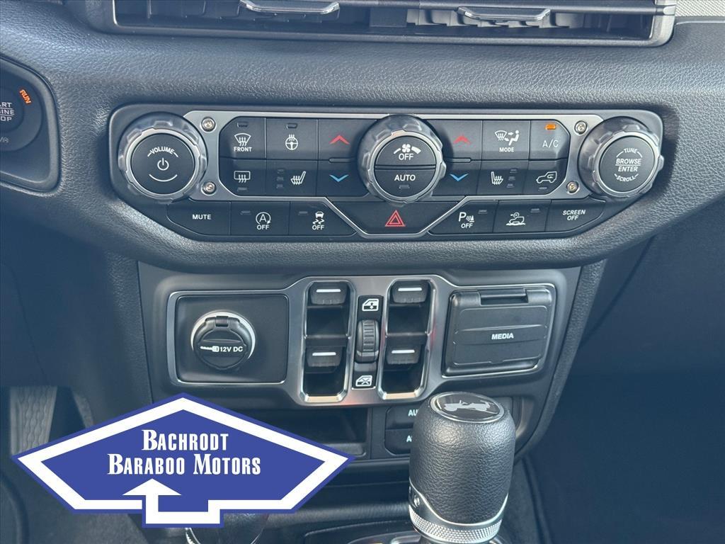 new 2025 Jeep Wrangler car, priced at $52,551