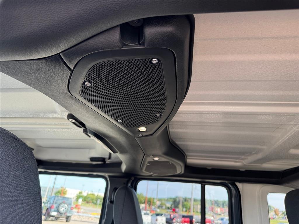 new 2025 Jeep Wrangler car, priced at $55,805