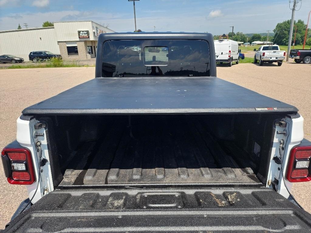 used 2020 Jeep Gladiator car, priced at $31,134