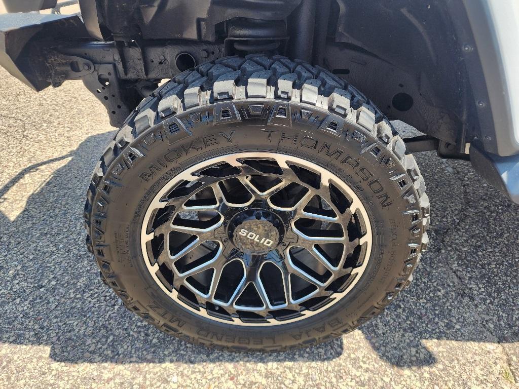 used 2020 Jeep Gladiator car, priced at $31,134