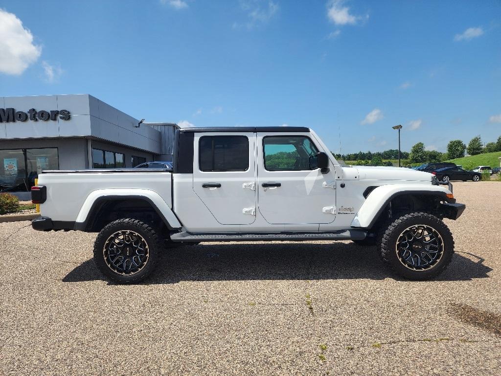 used 2020 Jeep Gladiator car, priced at $31,134