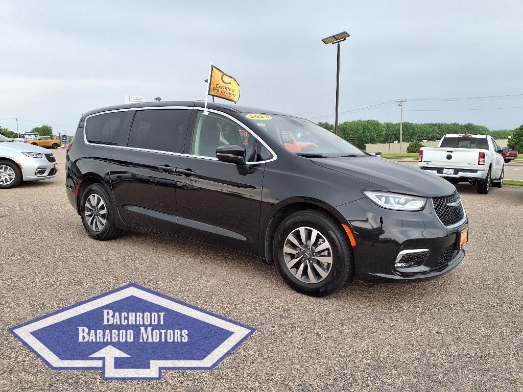 used 2023 Chrysler Pacifica Hybrid car, priced at $26,987