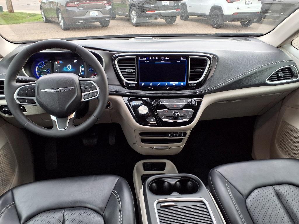 used 2023 Chrysler Pacifica Hybrid car, priced at $26,987