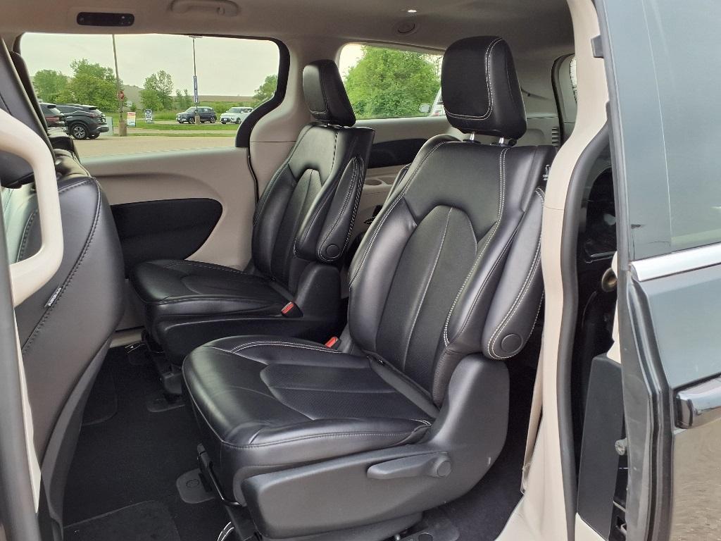 used 2023 Chrysler Pacifica Hybrid car, priced at $26,987